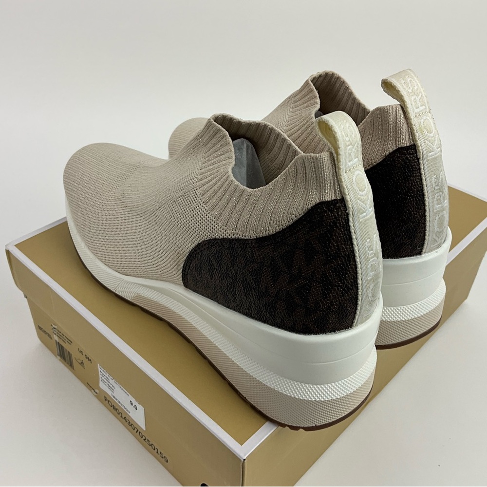 Michael Kors Women’s Mabel Slip On Trainer Pale Gold New in Box - Picture 3 of 10